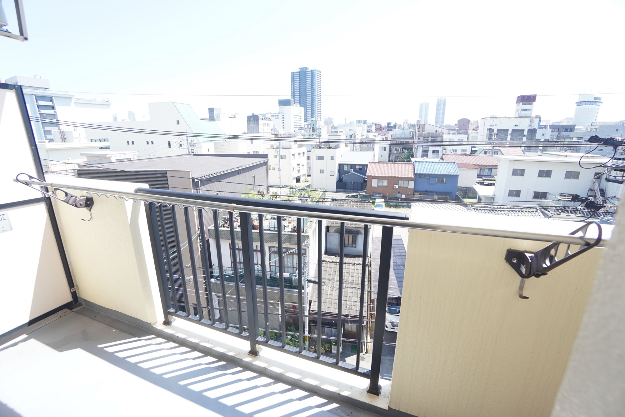 個室の洋式トイレ